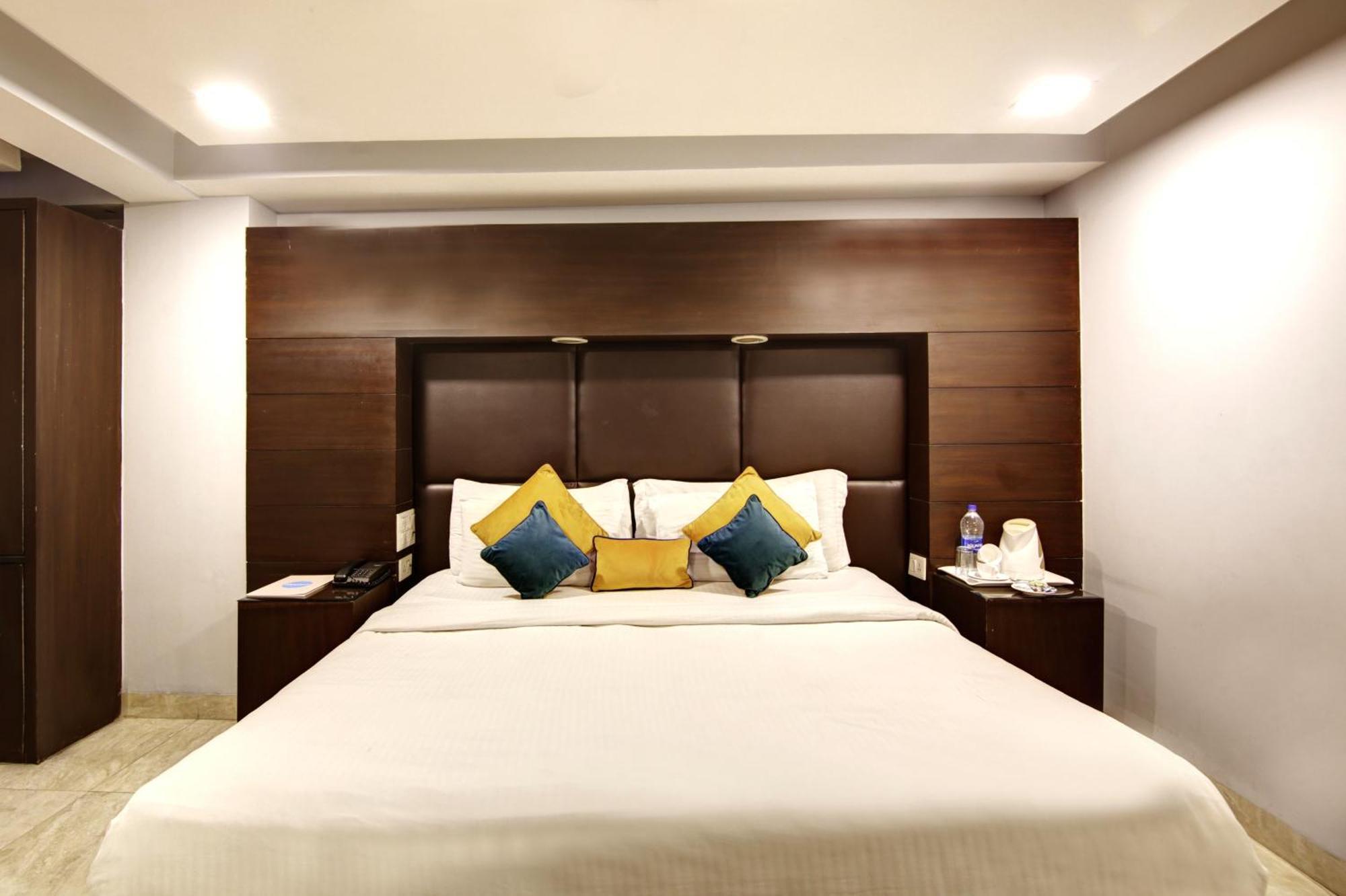 דלהי Hotel Bb Palace מראה חיצוני תמונה